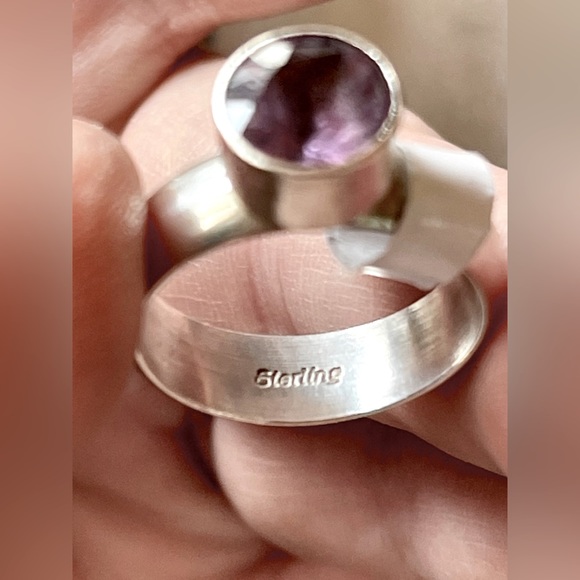 2ct AMETHYST set in Sterling Ring. Winner! MOST UNIQUE STONE & SETTING! MUST SEE - Picture 2 of 16